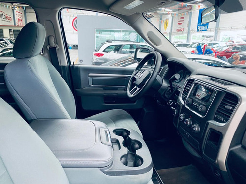 Dodge Ram 2500, Slt V8, 4x4 2017
