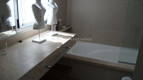 Imagen 17 de 29 de Venta De Apartamento De 3 Dormitorios En Playa Brava.