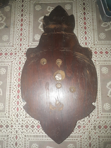 Moldura De Madera Decorativa Tipo Escudo