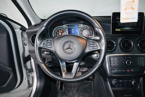 Imagen 11 de 11 de Mercedes Benz Clase Gla 200 | 2.0 Lt | Turbo - 2018