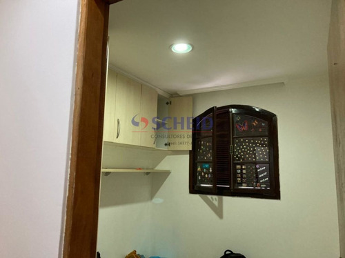 Ótimo Sobrado 3 Dorms 1 Suite C/ Closet Sala, 2 Vagas, Cozinha Ampla 3 Banheiros, Com Churrasqueira. - Mr48983