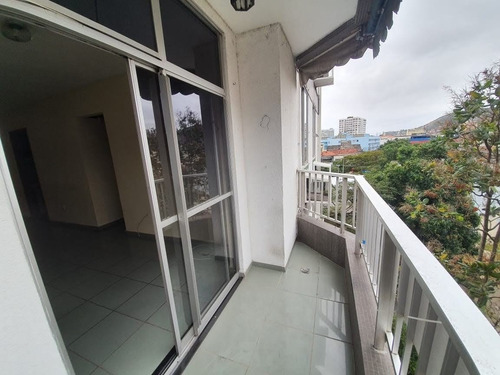 Imagem 3 de 15 de Apartamento Em Madureira - Rio De Janeiro - 5259