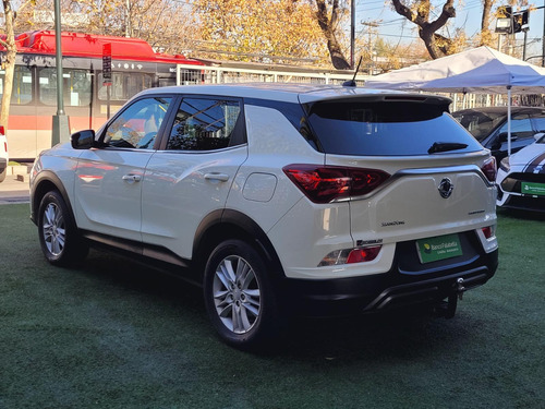 Ssangyong Stavic New Korando Lx 1.5 2022