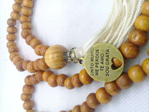 Imagem 4 de 5 de Japamala 108 Contas Madeira Ho Oponopono Ouro Velho Creme