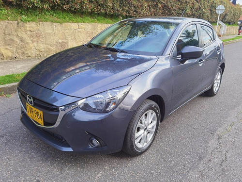 Mazda 2 Turing Automático