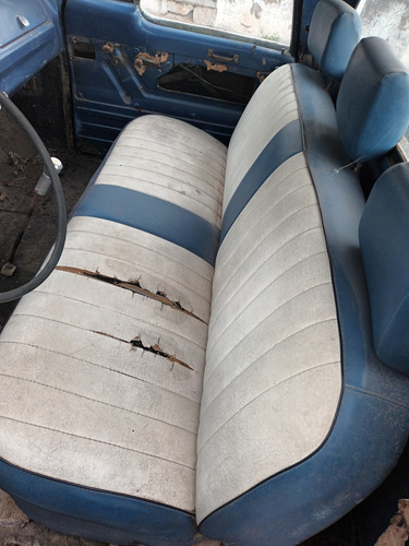 Dodge D100 3.7