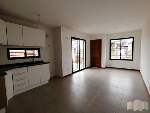 Imagen 5 de 20 de Preciosa Casa En Valle Di Saronno