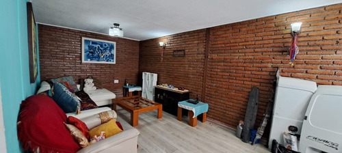 Se Vende Casa Con Amplio Patio En Huechuraba