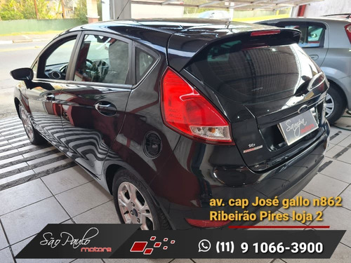 Imagem 4 de 8 de Ford Fiesta 1.6 16v Flex Aut. 5p Flex 2014