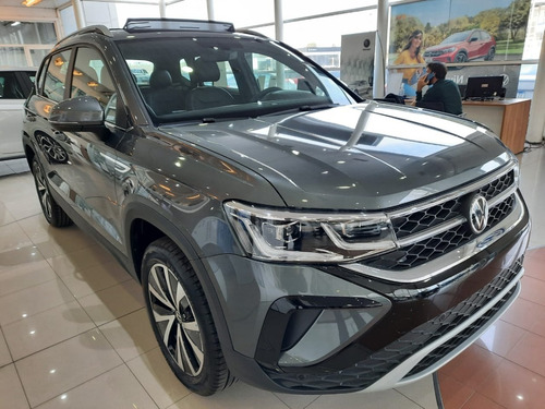 Volkswagen Taos Highline Fm