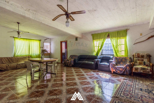Venta-casa Esq.-3 Dorm-gge-local-lomas De Solymar