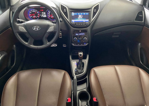 Imagem 3 de 15 de Hyundai Hb20x 1.6 16v Premium Flex 4p Automático