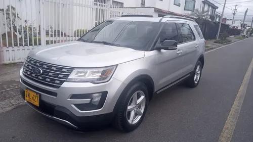 Ford Explorer 3.5 Xlt