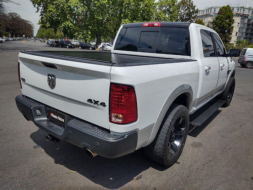Imagen 4 de 15 de Ram 1500 2014 Laramie 4x4 Atx V8 Abasto Motors