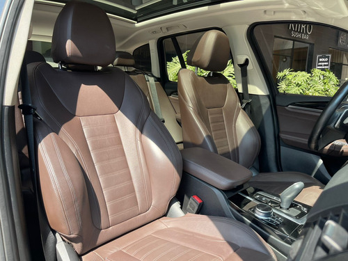 BMW X3 30i X DRIVE, X LINE