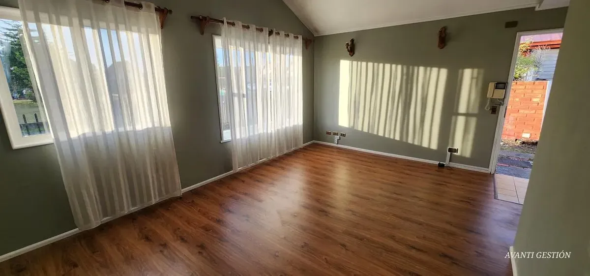 Imagen 3 de 23 de Casa En Venta En Pasaje Los Trigales En Valle Volcanes