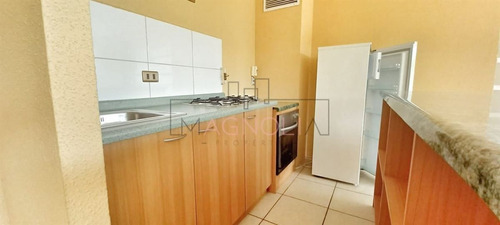 Departamento En Venta De 2 Dorm. En Concón,