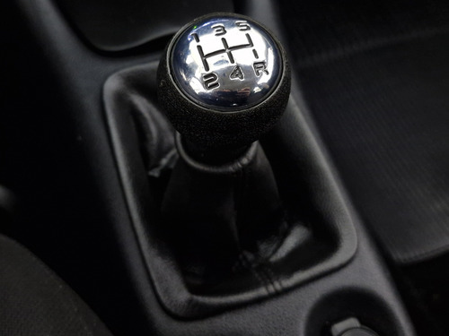 Peugeot 207 1.4 XR 8V FLEX 4P MANUAL