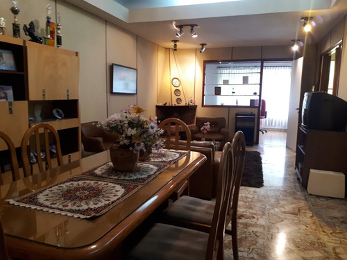 Imagen 3 de 15 de Venta - Casa En Lote Propio 4 Amb - Melian Al 7500 - M. Coronado
