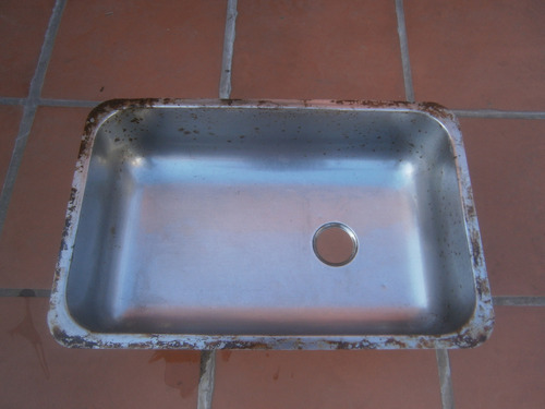 Bacha De Acero 53 Largo X 34,3 Ancho X 14 Profundidad Plateado (Usado)