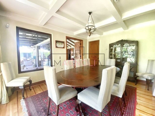Linda Casa En Venta Estilo Ingles En Condominio
