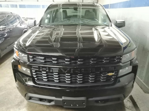 Imagen 9 de 12 de Nueva Chevrolet Silverado V8 Custom 2021