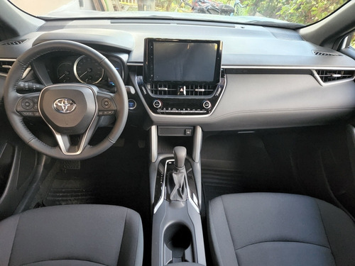 Imagen 4 de 6 de Toyota Corolla Cross 2022 1.8 Xei Ecvt