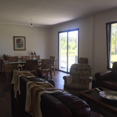 Casa En Altos De La Tahona