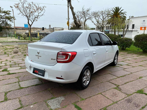 Imagen 5 de 16 de Renault Logan 2016 1.6 Privilége 105cv