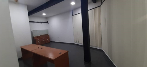 Imagen 3 de 15 de Local En Alquiler Av Miranda Barcelona