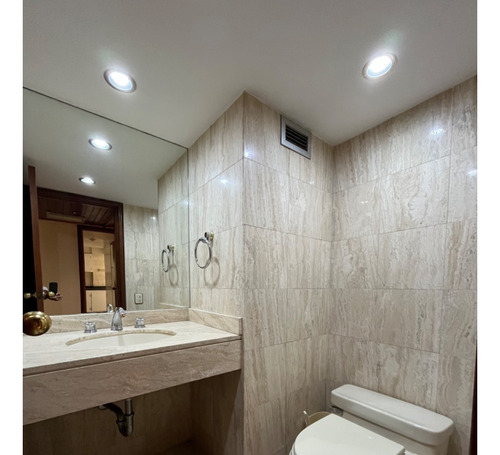 En Venta Apartamento De 284 M2. La Florida