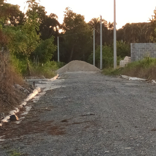 Imagen 4 de 13 de Solar De 190 M2 Con Bonos Para Bloc De 300 Bloc Gratis / En Villa Mella / Santo Domingo Norte