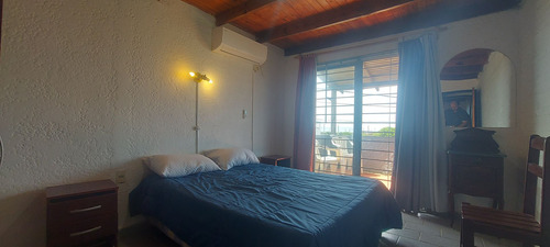 Complejo En Venta De 3 Apartamentos En La Paloma