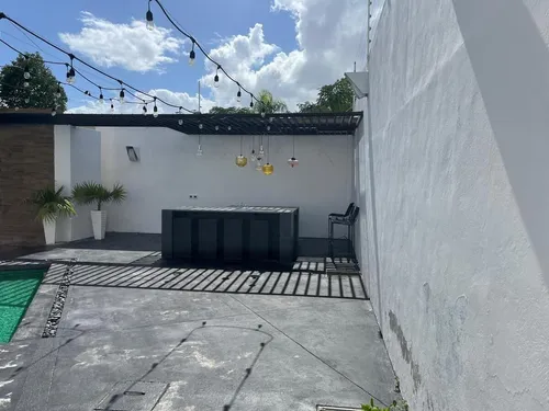 Casa En Venta En Merida F-21189, 3 Rec. Altabrisa, $10,500,000 Mn