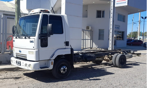 Ford Cargo 915e 2012