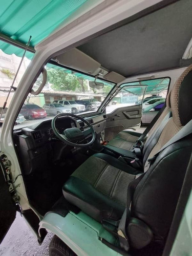 Imagen 15 de 18 de Mitsubishi L300
