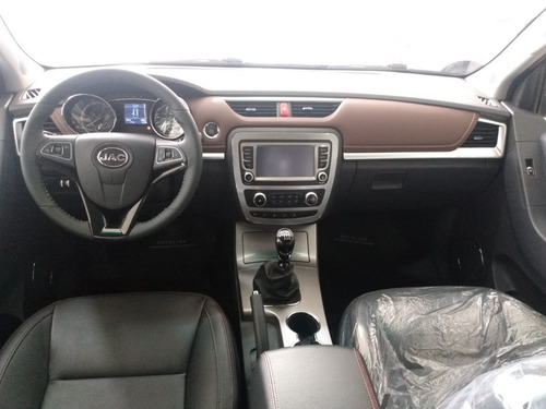 Imagen 13 de 18 de Jac T6 2.0 Tdi 4x4 Doble Cabina Diesel 2023 0km Blanca