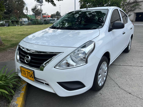 Nissan Versa 1.6 Drive