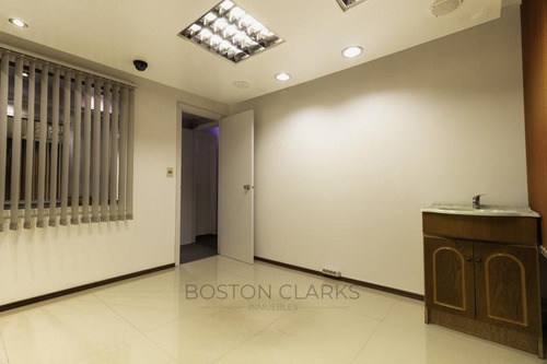 Imagen 11 de 15 de Oficina En Venta Con Inquilinos En B. Artigas, Financiación Propia A 5 Años