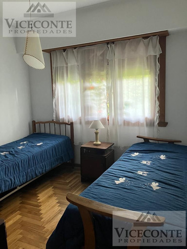Casa 170 M2, Barrio Punta Mogotes, Mar Del Plata, Provincia De Buenos Aires.