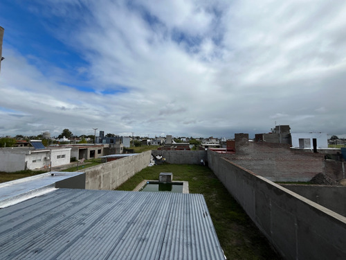 Venta Casa 3 Dormitorios General Alvear Con Cochera