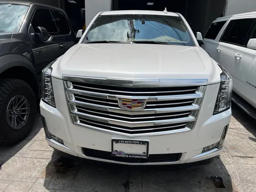 Cadillac Escalade 6.2 Plinum 4x4 At