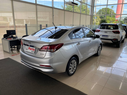 Imagem 10 de 15 de Hyundai Hb20s 1.6 Comfort Plus 16v Flex 4p Automático