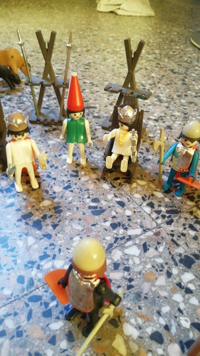 Caballeros Playmobil (lote De Muñecos) (Usado)