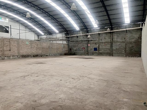 Bodega En Renta Tlalnepantla. 950 M2.