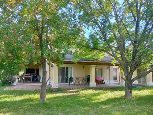 Casa Quinta En Venta 6 Ambientes Parada Robles