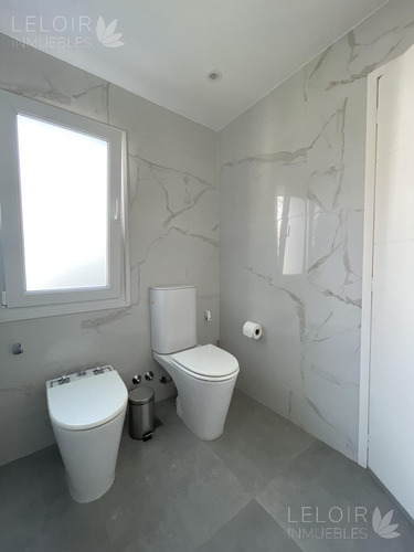 Casa En Venta 4 Amb En Barrio Cerrado Altos Del Sol