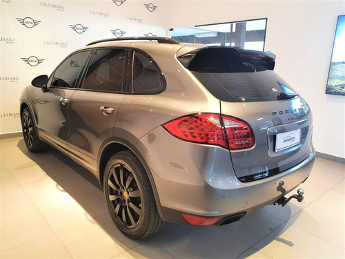 Imagem 4 de 10 de Porsche Cayenne