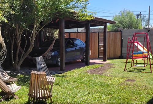 Quinta En - 4 Dormitorios 2 Baños 3 Cocheras - 180mts2 - Chascomús