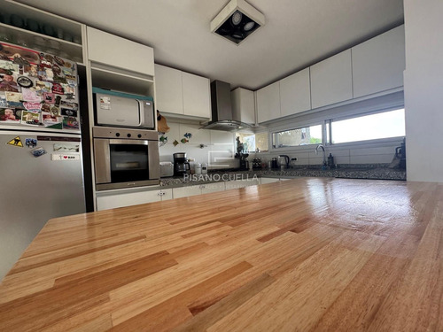 Casa En Venta En Santa Teresa, Villanueva, Tigre
